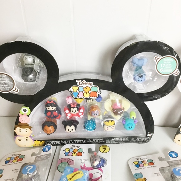 Tsum Tsum Large Lot of Over 220 Pieces New Marvel Disney - Picture 3 of 13